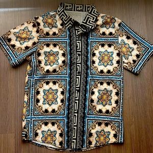 Short-Sleeved Shirt Suit